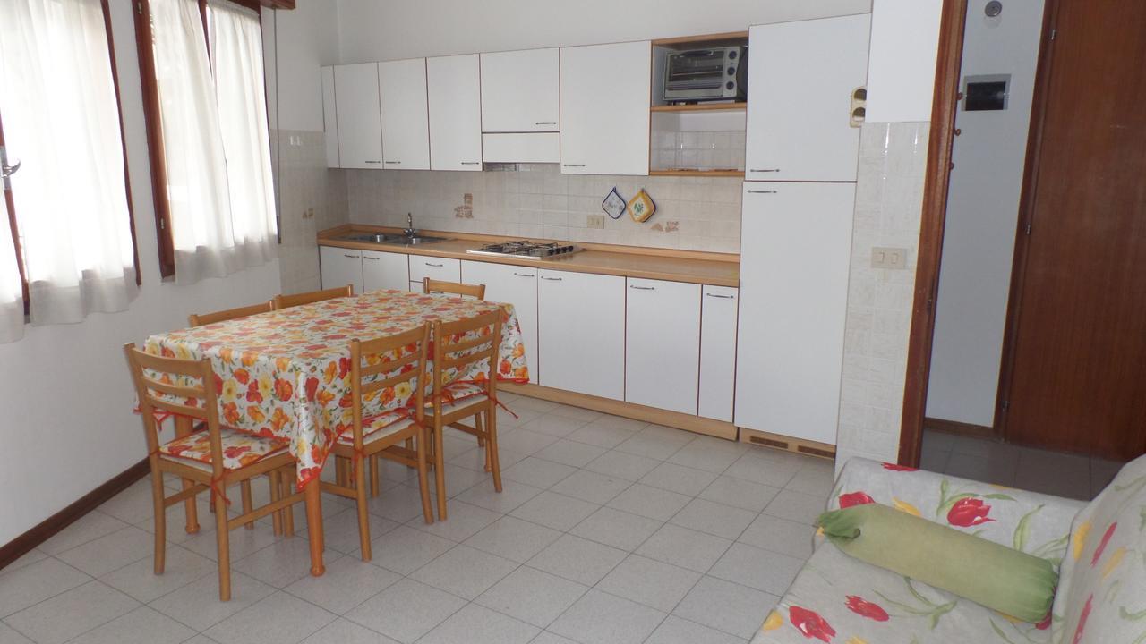 Appartamenti Lungomare Sabbiadoro Λινιάνο Σαμπιαντόρο Εξωτερικό φωτογραφία