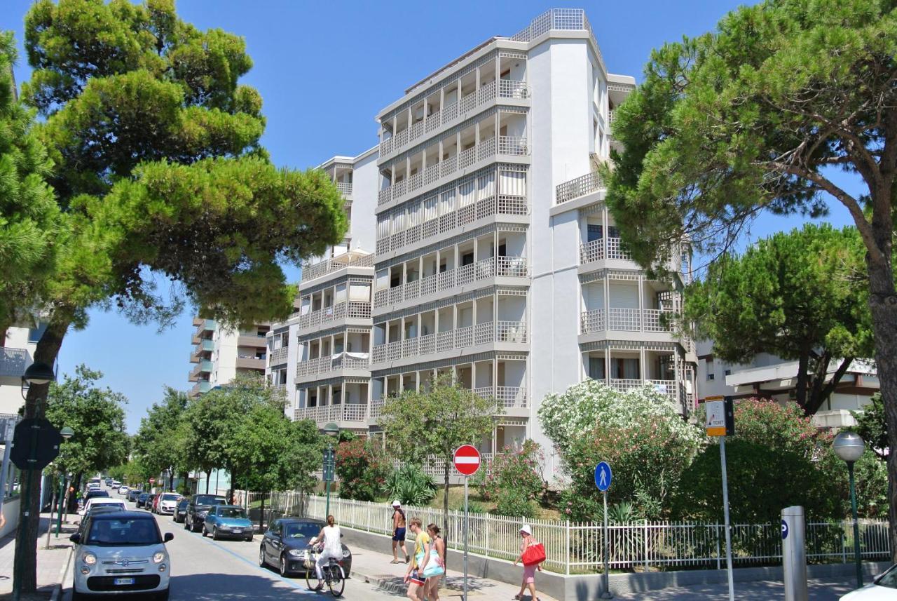 Appartamenti Lungomare Sabbiadoro Λινιάνο Σαμπιαντόρο Εξωτερικό φωτογραφία